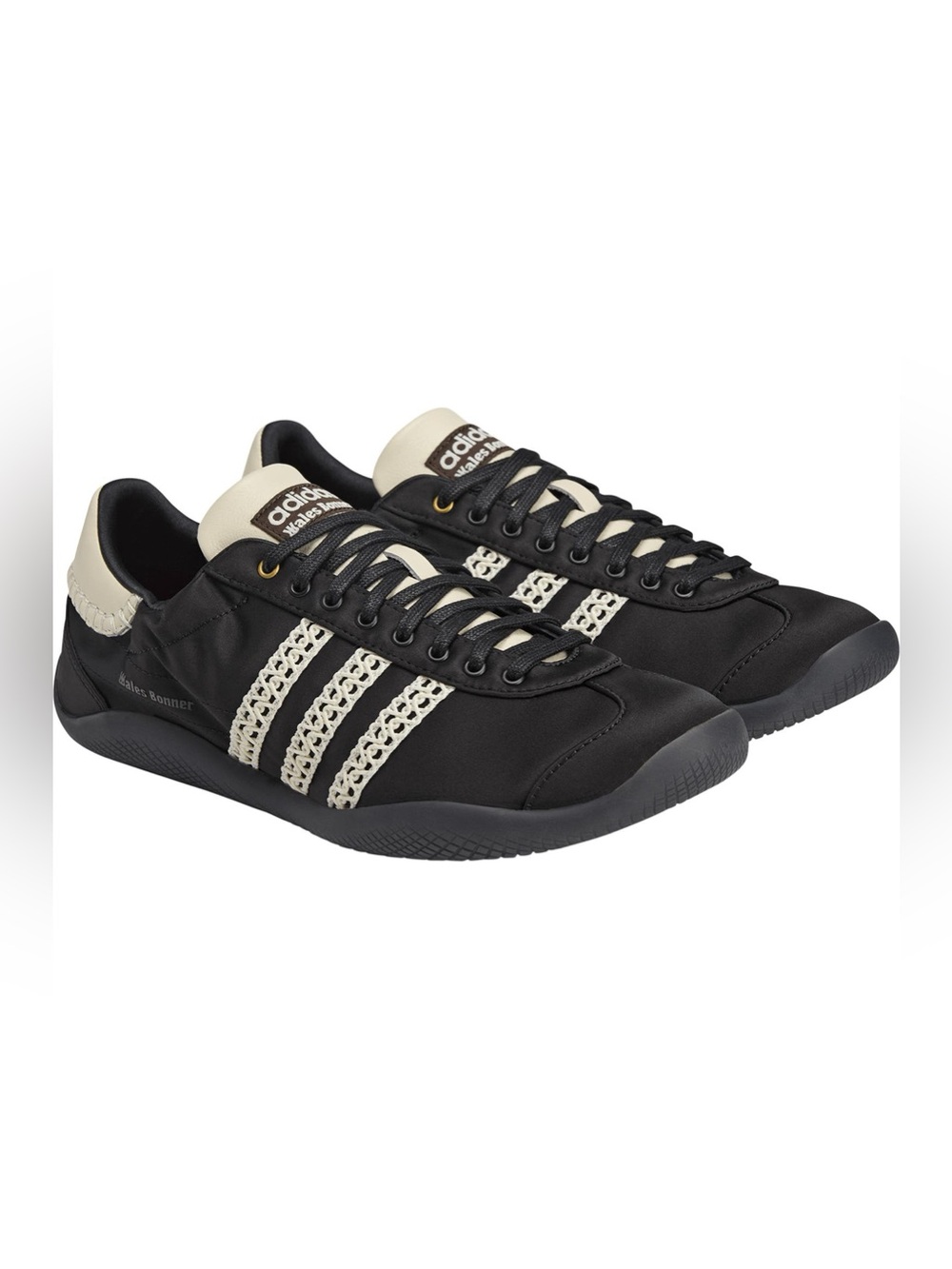 Adidas x Wales Bonner Gender Inclusive
Karintha Low Satin Sneakers